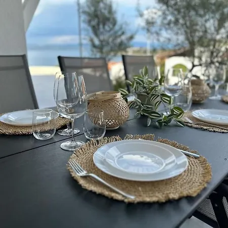 ”elegant” Island Solta * Nečujam