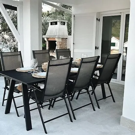 ”elegant” Island Solta Apartmán *